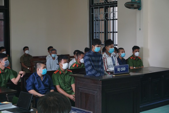 Tuyên án nhóm thanh thiếu niên cướp tài sản ở Vĩnh Long - Ảnh 1. Tuyên án nhóm thanh thiếu niên cướp tài sản ở Vĩnh Long - Ảnh 1.