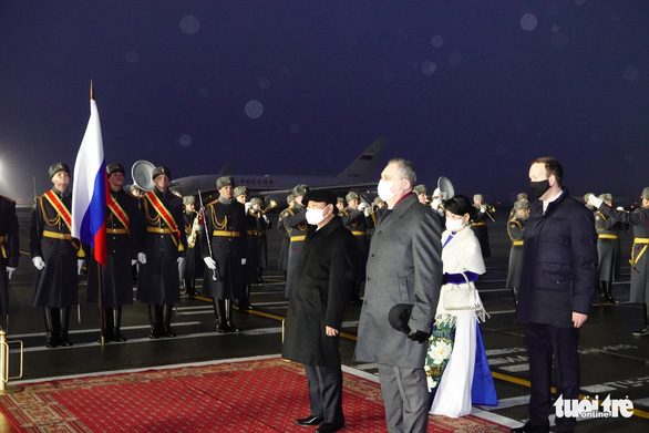 Chủ tịch nước Nguyễn Xuân Phúc đến Matxcơva, bắt đầu chuyến thăm Liên bang Nga - Ảnh 1.