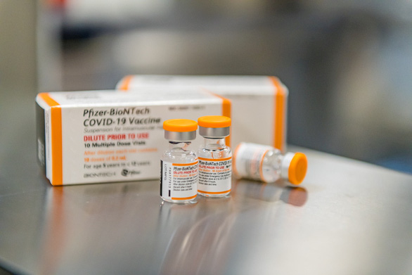 Dịch COVID-19 ngày 3-11: Trẻ 5-11 tuổi ở Mỹ sắp được tiêm vắc xin Pfizer - Ảnh 1.