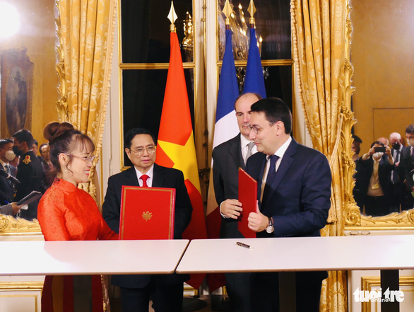 Thủ tướng Việt Nam hội đàm Thủ tướng Pháp, chứng kiến Vietjet ký thỏa thuận tỉ USD - Ảnh 1.
