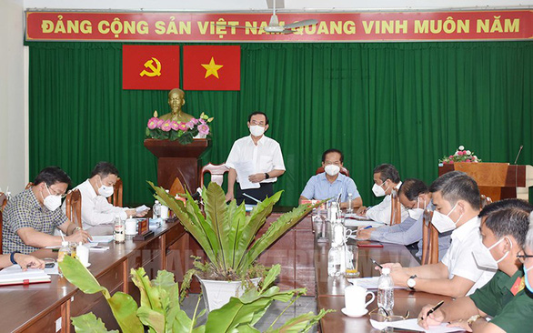 Bí thư Thành ủy Nguyễn Văn Nên: Hóc Môn phải hạn chế tối đa tử vong do dịch - Ảnh 1.