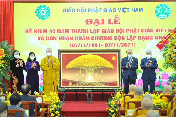 Giáo hội Phật giáo Việt Nam đón nhận Huân chương Độc lập hạng nhất - Ảnh 2.