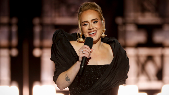 Adele biểu diễn dài hạn ở Las Vegas, không còn sợ sân khấu? - Ảnh 3.