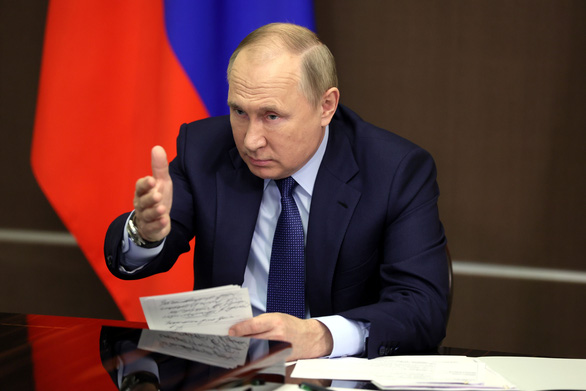 Ông Putin vạch lằn ranh đỏ, dọa đáp trả nếu NATO xâm phạm - Ảnh 1.