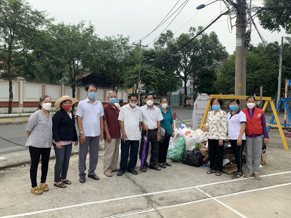 Diễn đàn Môi trường nơi tôi sống: Quản lý cơ sở tốt sẽ giảm xả rác - Ảnh 1.