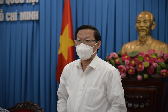 Chủ tịch UBND TP.HCM Phan Văn Mãi: Có thể các đại biểu ngại giám sát tôi. Nhưng ở đây không ngại - Ảnh 1.