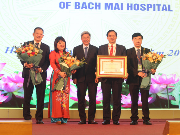 110 năm thành lập Bệnh viện Bạch Mai: Từ Nhà thương Cống Vọng đến bệnh viện lớn nhất miền Bắc - Ảnh 2.
