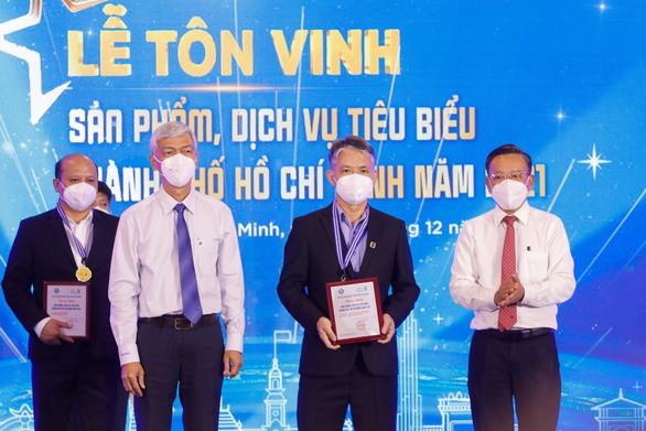 Tôn vinh 123 sản phẩm, dịch vụ tiêu biểu của TP.HCM năm 2021 - Ảnh 2.