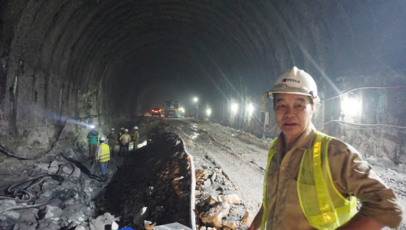 Hầm Hải Vân - chuyện chưa kể đào con hầm dài nhất VN - Kỳ 2: Người chấm hoa hậu trong hầm tối - Ảnh 2.