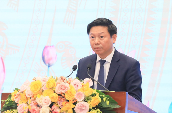 Phó Ban Tuyên giáo Trung ương Trần Thanh Lâm chỉ ra loạt bất cập trong hoạt động báo chí - Ảnh 1.