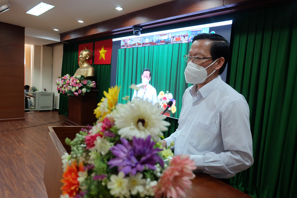 Chủ tịch Phan Văn Mãi: TP.HCM đã chỉ đạo rà soát việc chi tiêu phòng chống dịch - Ảnh 1.