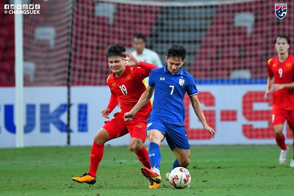 Bán kết AFF Suzuki Cup 2020, Việt Nam - Thái Lan 0-2: Tiếc nuối và hy vọng - Ảnh 1.