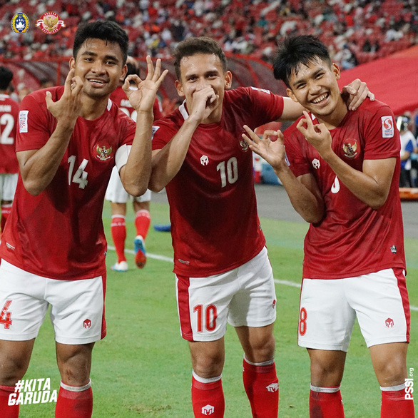 Đánh bại 8 người Singapore sau 120 phút, Indonesia vào chung kết AFF Cup 2020 - Ảnh 3.