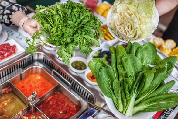 Top 4 quán lẩu nhất định phải thử khi tới Đà Lạt - Ảnh 4. Top 4 quán lẩu nhất định phải thử khi tới Đà Lạt - Ảnh 4.