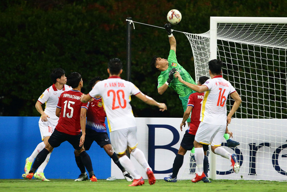 Việt Nam thắng Lào 2-0 ở trận mở màn AFF Cup 2020 - Ảnh 2.