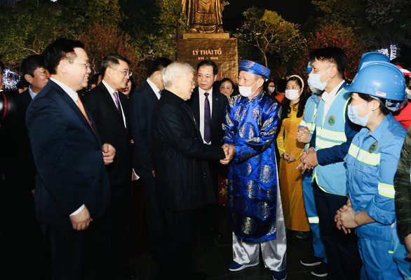 Secretary General and President of State Nguyen Phu Trong: 'This year Hanoi must win stronger' - Photo 2.