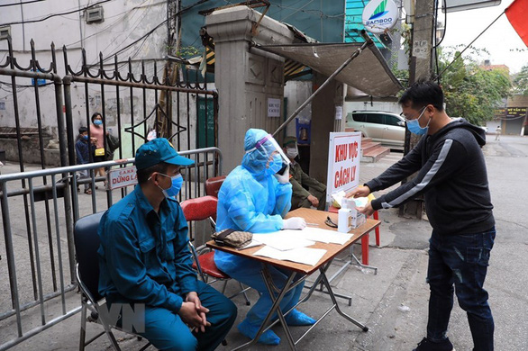 Another Japanese in Hanoi infected with COVID-19, who works in the same company of 2229 patients - Photo 1.