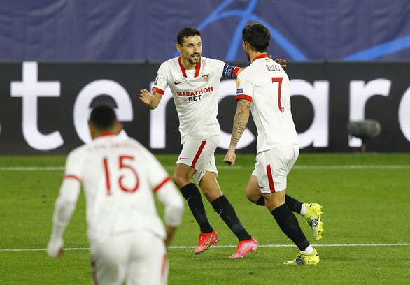 Haaland lập cú đúp, Dortmund thắng ngược Sevilla tại Tây Ban Nha - Ảnh 1. Haaland lập cú đúp, Dortmund thắng ngược Sevilla tại Tây Ban Nha - Ảnh 1.