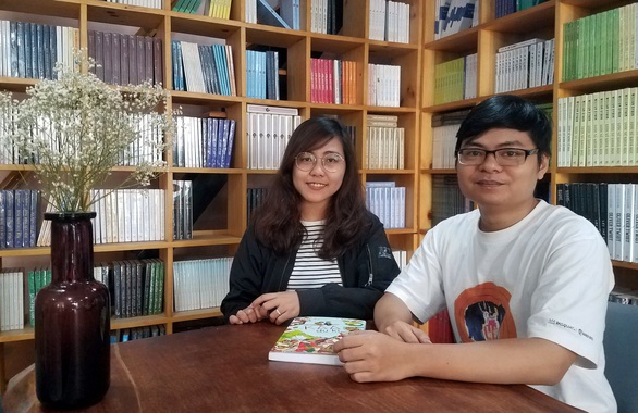 Gặp vợ chồng họa sĩ 9X vẽ chân dung Xuân Quỳnh cho Google - Ảnh 1. Gặp vợ chồng họa sĩ 9X vẽ chân dung Xuân Quỳnh cho Google - Ảnh 1.