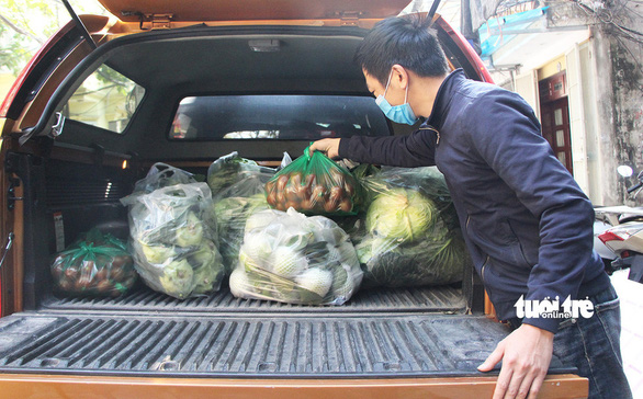 Hà Nội vận động cán bộ, bếp ăn trường học đặt mua nông thủy sản Hải Dương, Quảng Ninh - Ảnh 1.