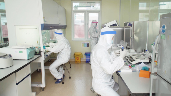 Quảng Ninh đưa 200 nhân viên y tế giúp Bắc Giang chống dịch COVID-19 - Ảnh 1.
