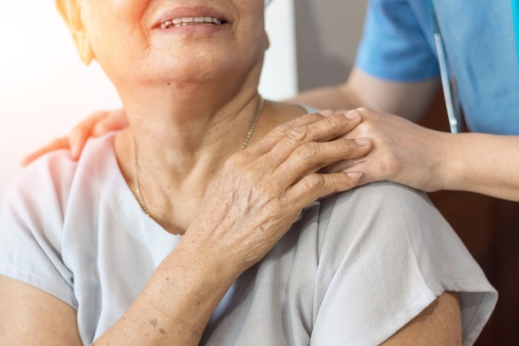 Những lưu ý khi chăm sóc sức khỏe cho người cao tuổi - Ảnh 2. Những lưu ý khi chăm sóc sức khỏe cho người cao tuổi - Ảnh 2.