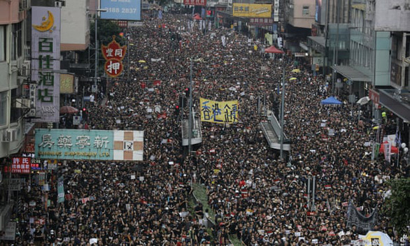 Nghị sĩ Mỹ đề cử Nobel hòa bình cho phong trào dân chủ Hong Kong - Ảnh 1.