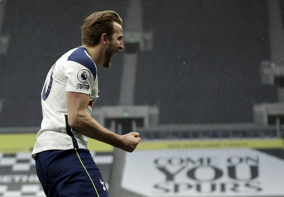 Harry Kane trở lại và ghi bàn, Tottenham tìm lại niềm vui chiến thắng - Ảnh 1. Harry Kane trở lại và ghi bàn, Tottenham tìm lại niềm vui chiến thắng - Ảnh 1.