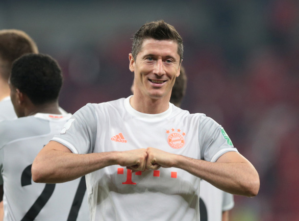 Lewandowski đưa Bayern Munich vào chung kết FIFA Club World Cup - Ảnh 1.