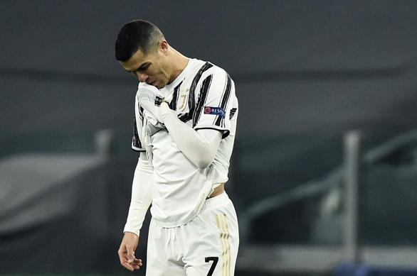 Juventus và Ronaldo bị loại khỏi Champions League - Ảnh 1. Juventus và Ronaldo bị loại khỏi Champions League - Ảnh 1.