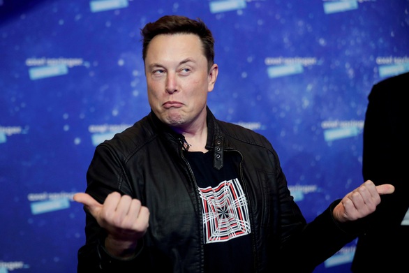 Tỉ phú Musk nói Tesla sẽ đóng cửa nếu dùng xe làm gián điệp - Ảnh 1. Tỉ phú Musk nói Tesla sẽ đóng cửa nếu dùng xe làm gián điệp - Ảnh 1.