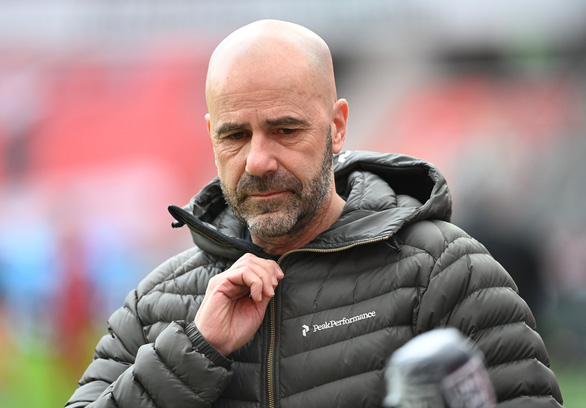 Điểm tin thể thao sáng 24-3: Leverkusen sa thải HLV Peter Bosz - Ảnh 1.