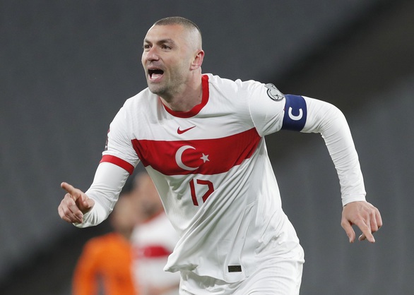 Yilmaz lập hat-trick, Thổ Nhĩ Kỳ lại ‘làm gỏi’ Hà Lan - Ảnh 1. Yilmaz lập hat-trick, Thổ Nhĩ Kỳ lại ‘làm gỏi’ Hà Lan - Ảnh 1.