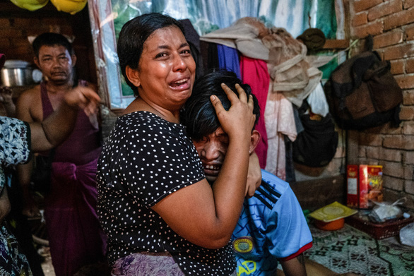  Hơn 3.000 người Myanmar chạy qua biên giới sang Thái Lan - Ảnh 1.