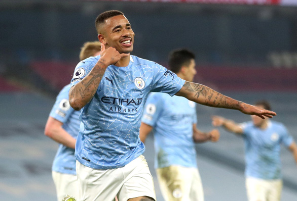 Man City mạnh mẽ san bằng các chướng ngại, thắng trận thứ 21 - Ảnh 3. Man City mạnh mẽ san bằng các chướng ngại, thắng trận thứ 21 - Ảnh 3.