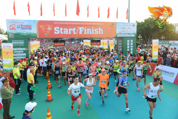Gian lận tại giải Tiền Phong marathon, một VĐV bị tước huy chương vô địch - Ảnh 1.