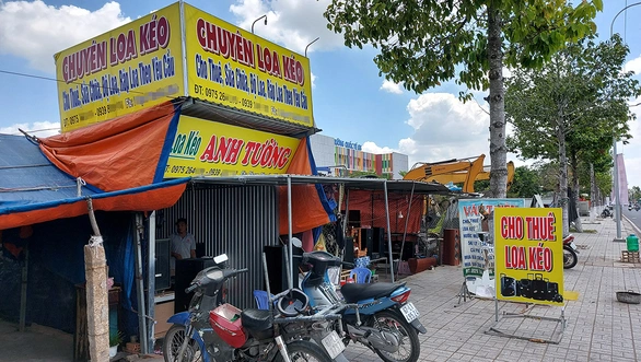 Vì sao An Giang cấm triệt để hát karaoke di động ồn ào? - Ảnh 1. Vì sao An Giang cấm triệt để hát karaoke di động ồn ào? - Ảnh 1.