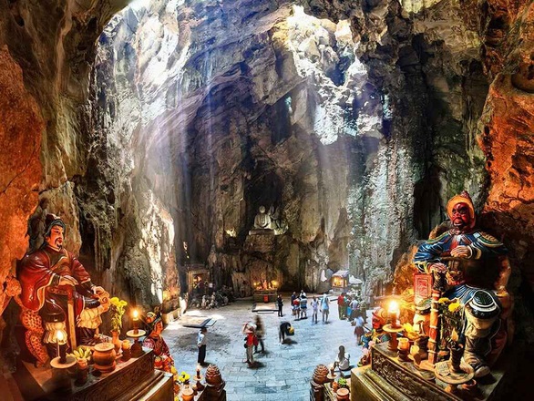 Tour du lịch miền Trung 4 ngày giá tốt, trọn gói chỉ từ 3.990.000 đồng - Ảnh 2. Tour du lịch miền Trung 4 ngày giá tốt, trọn gói chỉ từ 3.990.000 đồng - Ảnh 2.