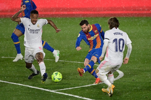 Barca tệ nhất sau 13 năm - Ảnh 1. Barca tệ nhất sau 13 năm - Ảnh 1.