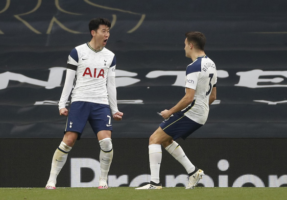 Bùng nổ hiệp 2, Man Utd xử đẹp Tottenham - Ảnh 2. Bùng nổ hiệp 2, Man Utd xử đẹp Tottenham - Ảnh 2.