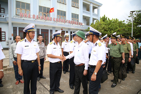 Đề nghị cho Trường Sa bầu cử sớm hơn đất liền 1 tuần - Ảnh 1.