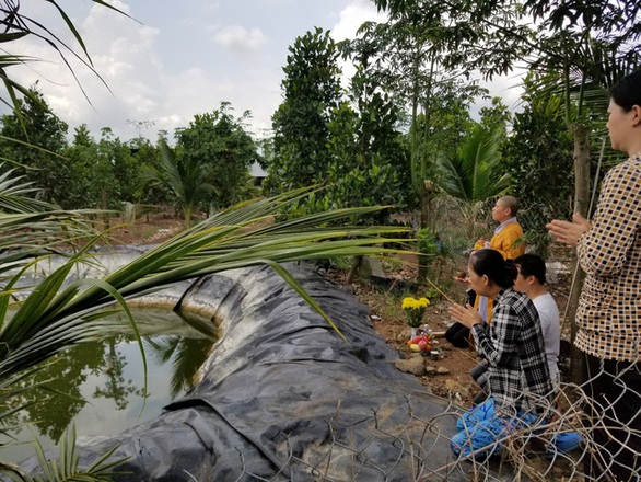 3 trẻ mầm non chết đuối ở hồ nước tưới cà phê - Ảnh 1. 3 trẻ mầm non chết đuối ở hồ nước tưới cà phê - Ảnh 1.