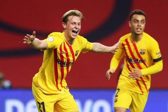 Messi lập cú đúp giúp Barca thắng 4 sao, đăng quang Cúp nhà vua - Ảnh 2. Messi lập cú đúp giúp Barca thắng 4 sao, đăng quang Cúp nhà vua - Ảnh 2.