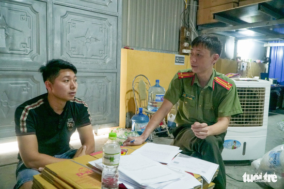 A small workshop in Hanoi produces a complete oven of Thai laundry detergent - Photo 2.