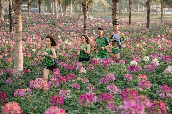 Cung đường chạy marathon đẹp như mơ tại Ecopark - Ảnh 5. Cung đường chạy marathon đẹp như mơ tại Ecopark - Ảnh 5.