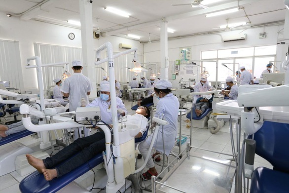 Nhu cầu việc làm khối ngành sức khỏe tăng mạnh sau đại dịch COVID-19 - Ảnh 1. Nhu cầu việc làm khối ngành sức khỏe tăng mạnh sau đại dịch COVID-19 - Ảnh 1.