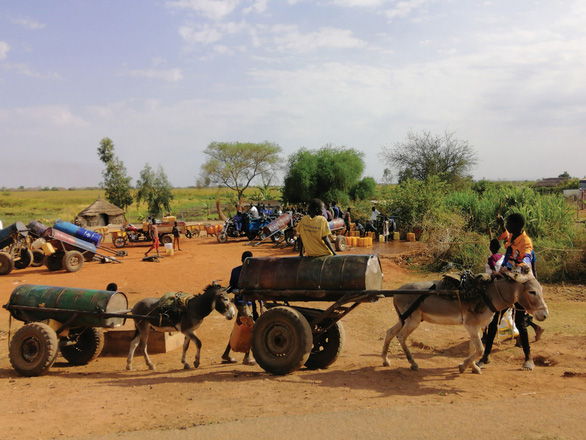 Y bác sĩ Việt gieo hòa bình ở Nam Sudan - Ảnh 5.