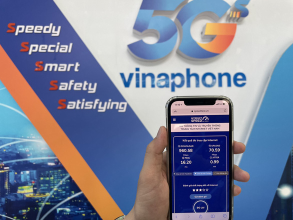 5G lại nóng khi Apple ‘mở mạng’ cho iPhone 12 tại Việt Nam - Ảnh 1.
