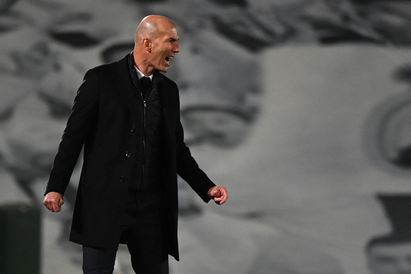 Zidane luôn là ‘số 10’ trên băng ghế huấn luyện - Ảnh 1. Zidane luôn là ‘số 10’ trên băng ghế huấn luyện - Ảnh 1.