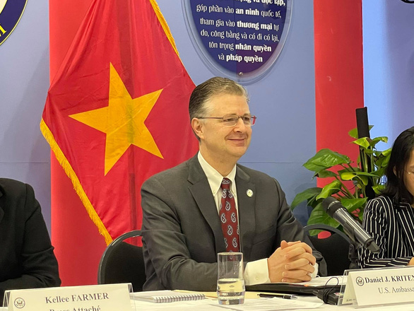 Đại sứ Kritenbrink: Mỹ sẽ tiếp tục phản đối Trung Quốc đe dọa các nước ở Biển Đông - Ảnh 1.